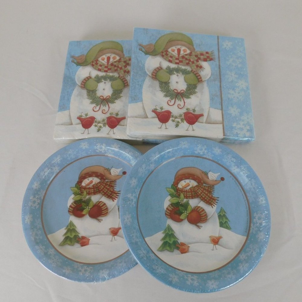 Set of 4 Snack Plates Luncheon Napkins Blue Snowman Winter Christmas Target New